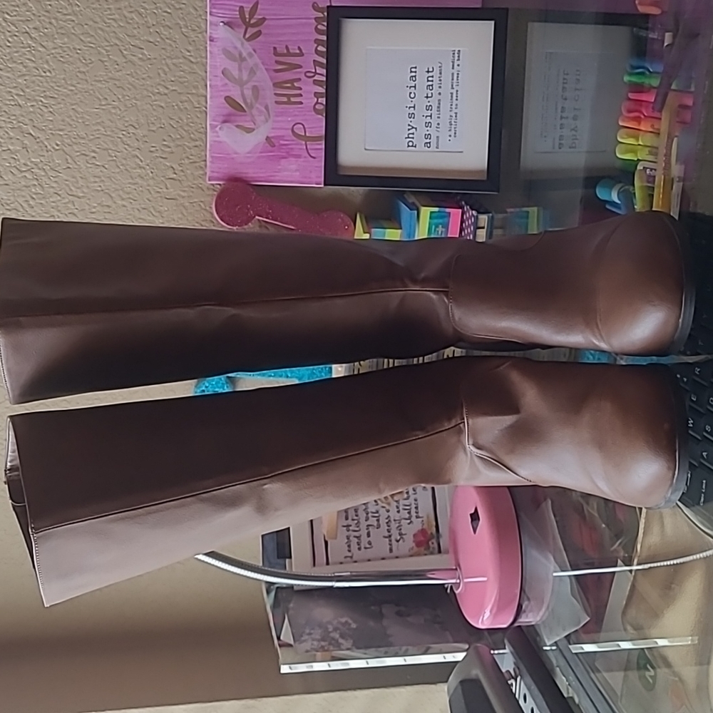 8W American Eagle Brown Leather Boots Size 8W